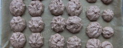 Шаг 10: безе с какао и шоколадом