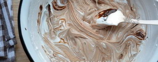 Шаг 6: безе с шоколадом