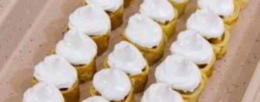 Шаг 10: блинчиков с яблоками под безе