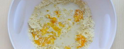 Шаг 3: галеты с безе и ягодами