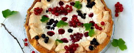 Шаг 8: галеты с безе и ягодами