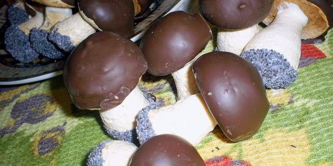 Рецепт грибков из безе