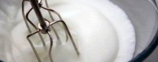 Шаг 1: меренг с орехами