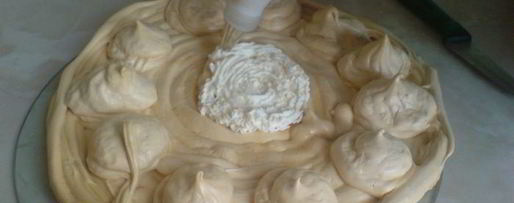 Шаг 1: торта-безе павлова