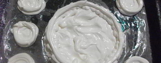 Шаг 5: торта-безе рождественского венок