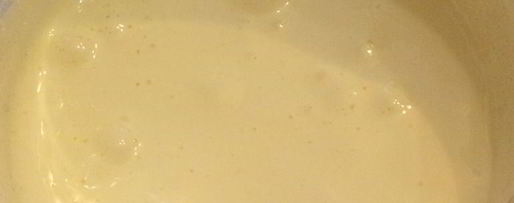 Шаг 5: торта-безе с брусничным курдом