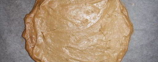 Шаг 4: торта-безе с маково-сливочным кремом