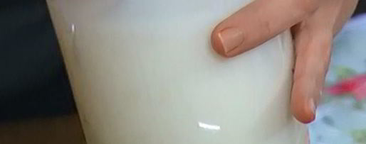 Шаг 8: ванильного коржа с ягодами и безе