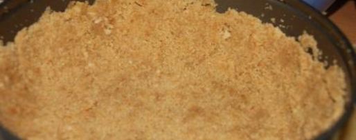 Шаг 3: чизкейка с халвой и карамельными яблочками