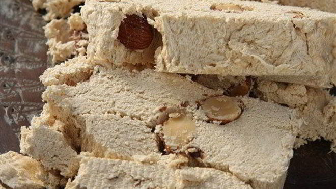 Рецепт Халвы из манной крупы с грецкими орехами и корицей