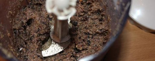 Шаг 3: халвы с отрубями и изюмом