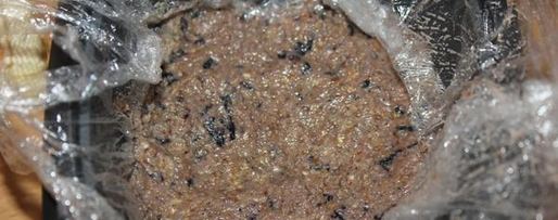 Шаг 4: халвы с отрубями и изюмом