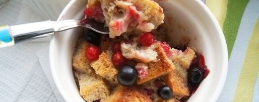 Шаг 8: хлебного пудинга с ягодой