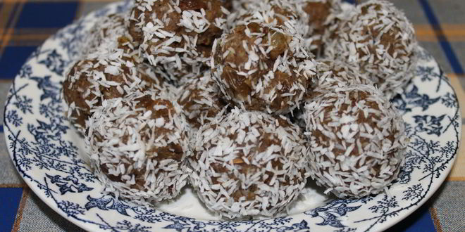 Рецепт домашних конфет из овсяных хлопьев с орехами