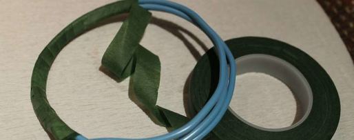 Шаг 14: елки из шампанского и конфет