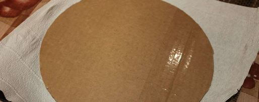 Шаг 6: елки из шампанского и конфет