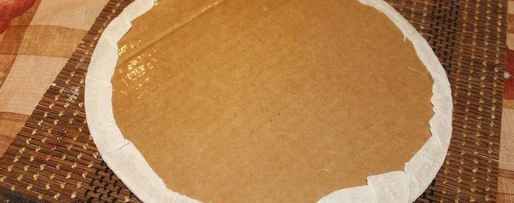 Шаг 9: елки из шампанского и конфет