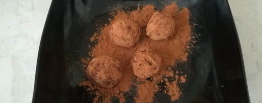 Шаг 3: конфет из банана, грецкого ореха и кураги