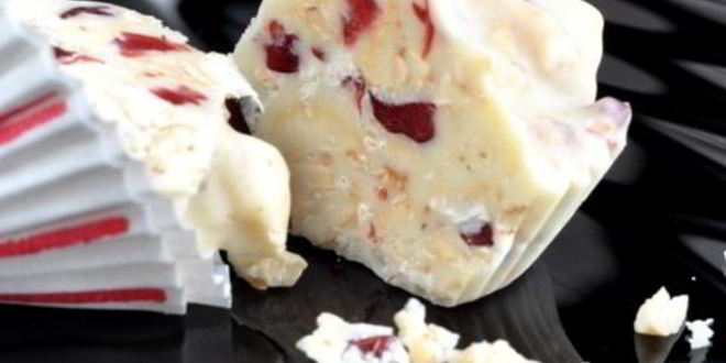 Рецепт конфет из белого шоколада с кешью и вяленой клюквой