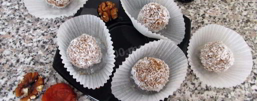 Шаг 3: конфет из сухофруктов в блендере