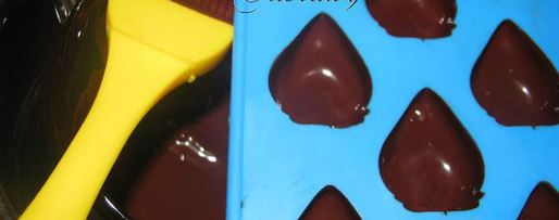 Шаг 2: конфет клубника в шоколаде