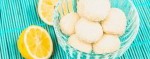 Шаг 2: шоколадных конфет снежки