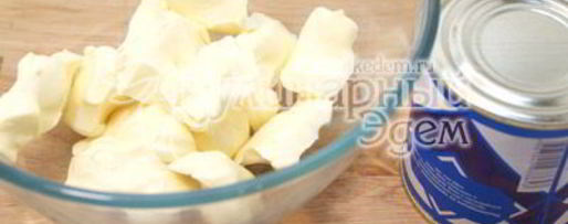 Шаг 6: бисквитного рулета с кремом и кокосовой стружкой