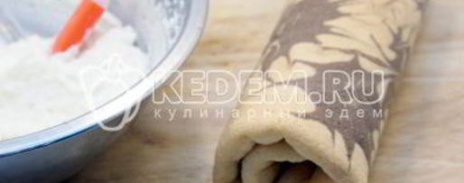 Шаг 13: бисквитного рулета с кремом новогодний салют