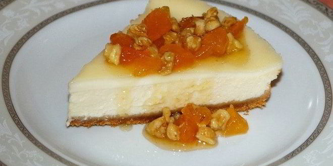 Рецепт чизкейка со сметанным кремом, курагой и медом