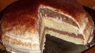 Рецепт Домашнего тортика на кефире со сметанным кремом