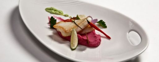 Шаг 7: филе камбалы со сливочным кремом и красным картофельным пюре