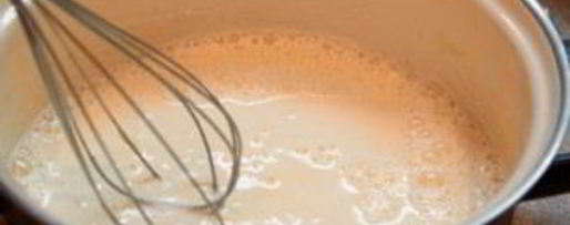 Шаг 2: крема для шарлотки с яблоками