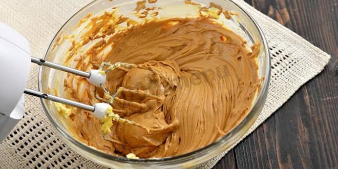 Рецепт крема для вафельного торта со сгущенкой