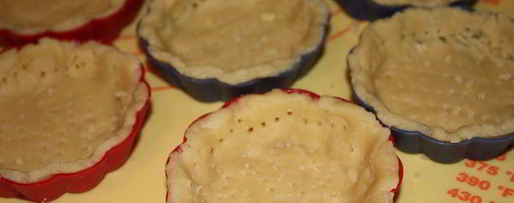 Шаг 15: кростатине с кремом, яблоками и розмарином