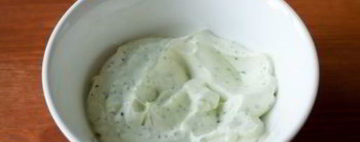 Шаг 1: лосося со сливочным кремом в стаканчиках из огурца