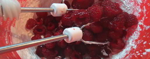 Шаг 1: малинового крема