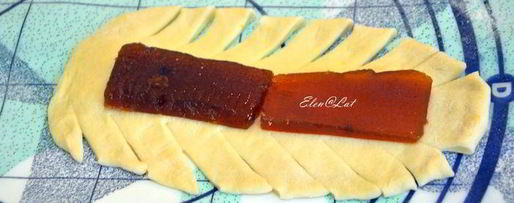 Шаг 3: косичек с мармеладом