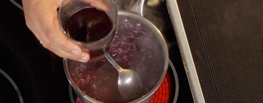 Шаг 1: тунца с луковым мармеладом и ореховым соусом