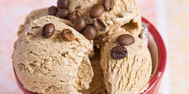 Рецепт бананова-творожного мороженого с финиками