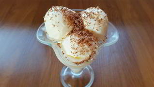 Рецепт Быстрого домашнего мороженого из сгущенки