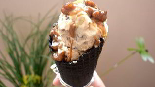 Рецепт Карамельного мороженого с карамельными орешками