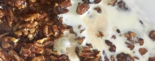 Шаг 2: карамельного мороженого с карамельными орешками