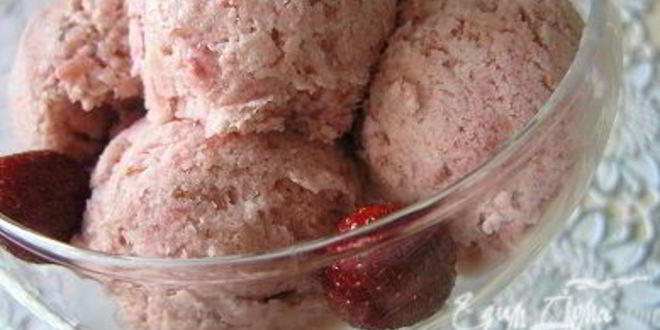 Рецепт клубнично-бананового мороженого