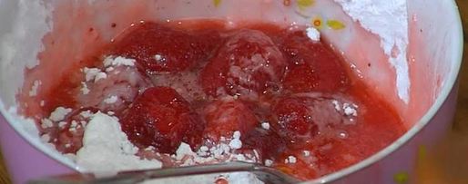 Шаг 2: клубничного мороженого с базиликом