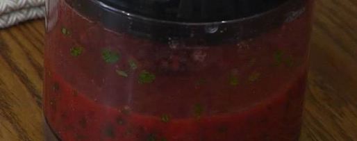 Шаг 3: клубничного мороженого с базиликом