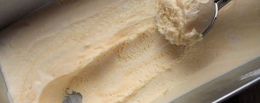 Шаг 6: мороженого рикотта с засахаренными кедровыми орешками