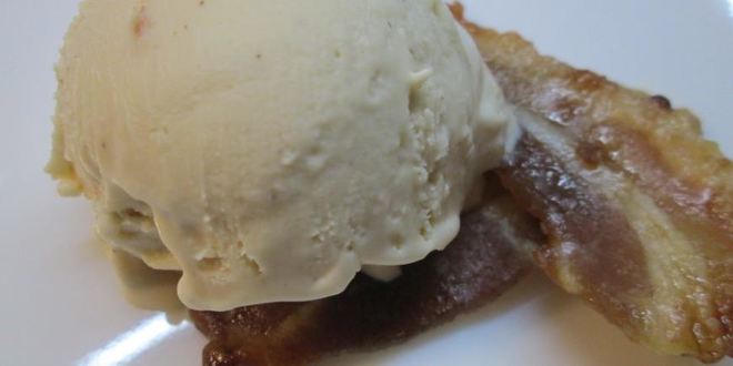 Рецепт сливочного мороженого с карамельным беконом