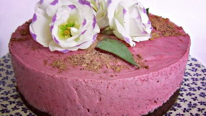 Рецепт Торта-мороженого Ягодно-ореховый дуэт