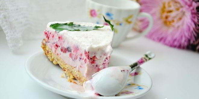 Рецепт ягодного торта-мороженого