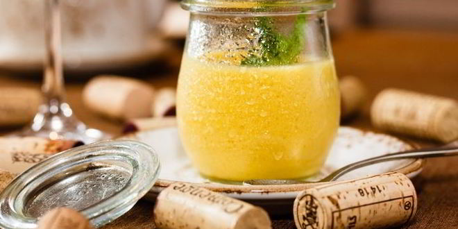 Рецепт легкого мусса из манго